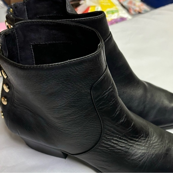 Vince Camuto Black Leather Bootie with gold zipper and studs Size 8 1/2 - Picture 8 of 10